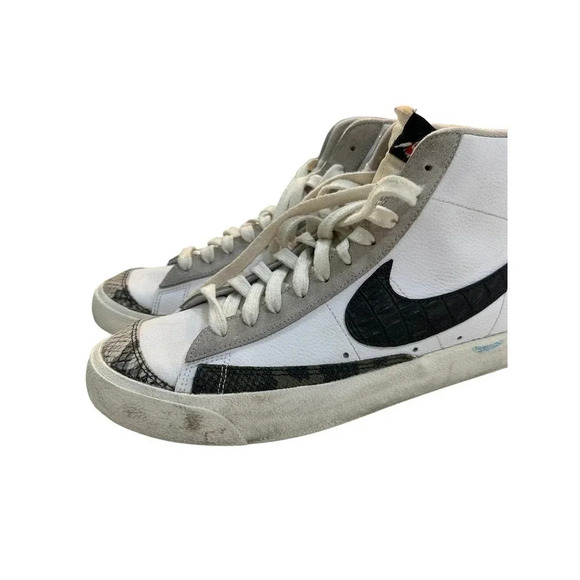 Nike DZ4840-100 Men's White Blazer Mid 'Animal Instinct' Sneaker Size US 10.5 - Picture 2 of 8